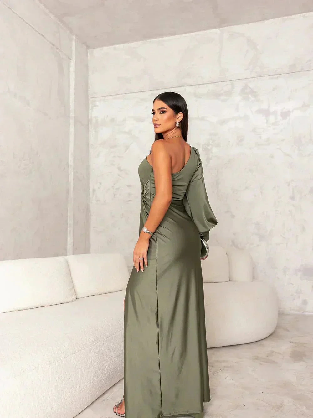 Victoria™ | Élégante Robe en Soie à Fente